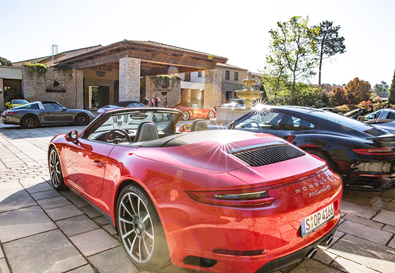 Exposition de véhicules Porsche - Terre Blanche