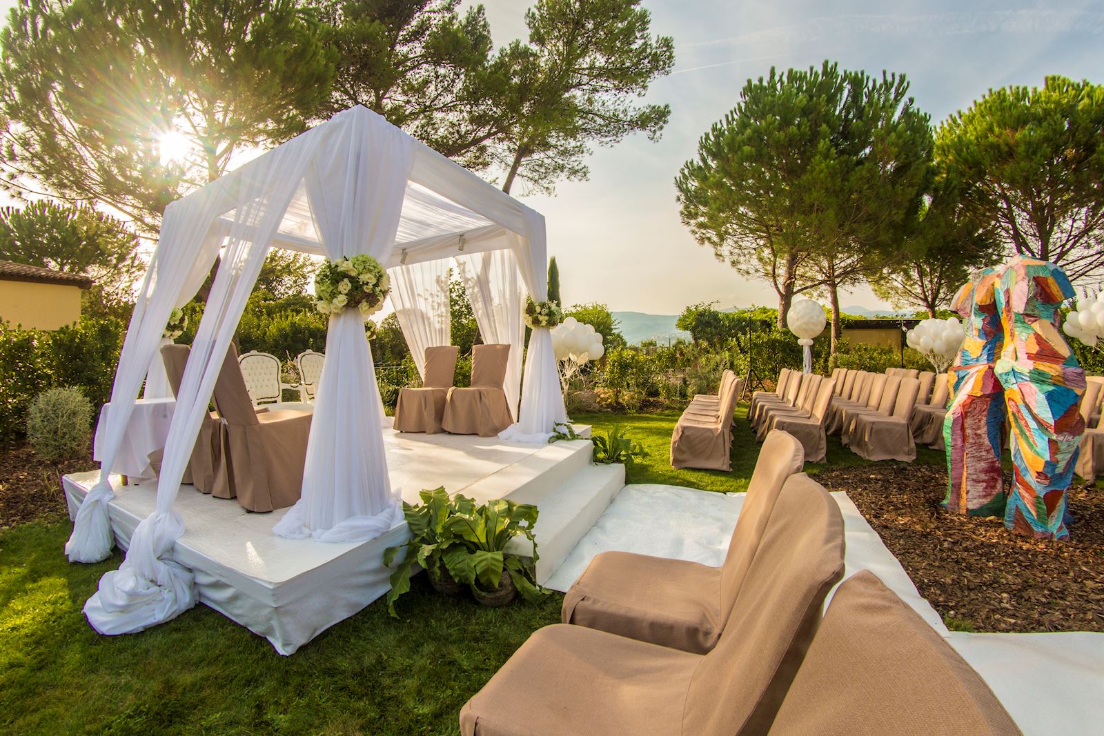 Vue sur l'autel lors d'un mariage à Terre Blanche