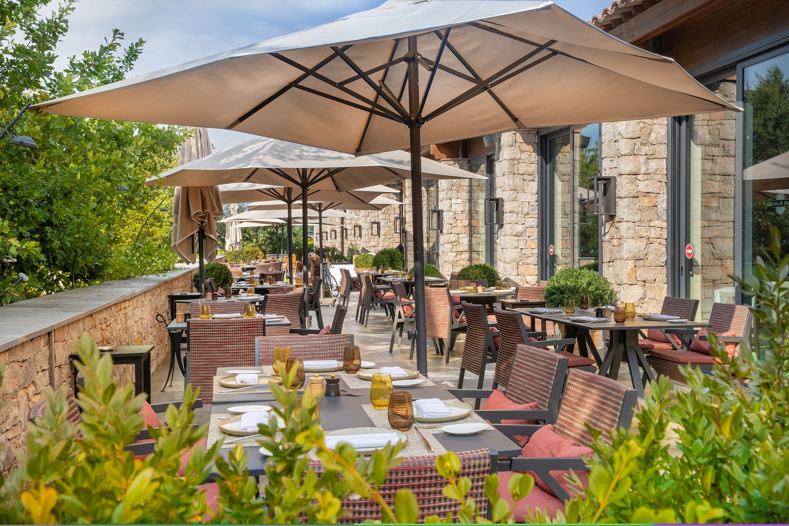 Terrase du restaurant le Gaudina - Terre Blanche